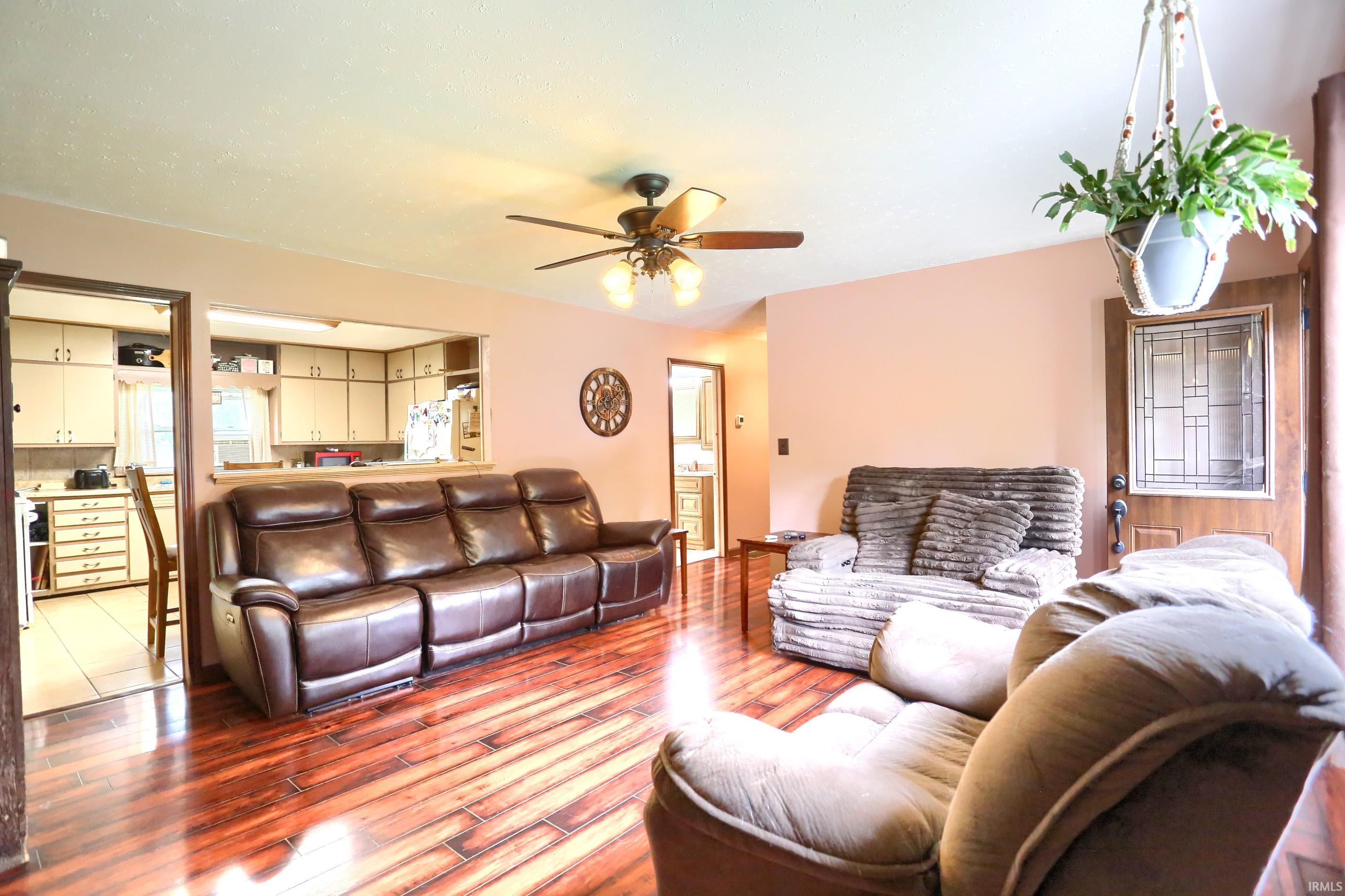 1609 South Country Club Road Warsaw, IN 46580 - Photo 18 of 29 Gallery Image 18