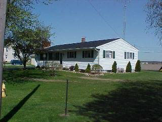7806 Ida East Road Ida, MI 48140 - Photo 6 of 6 594052-5.JPG