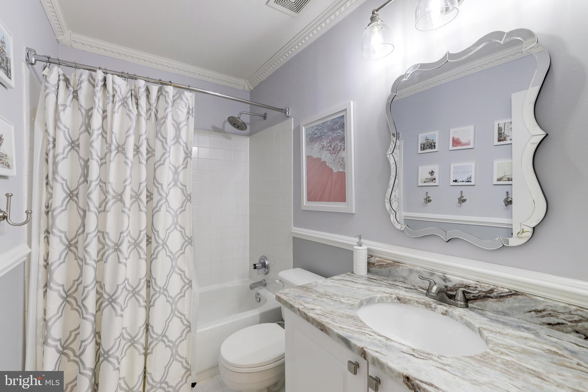 20704 Riptide Square Sterling, VA 20165 - Photo 24 of 47 Gallery Image 24