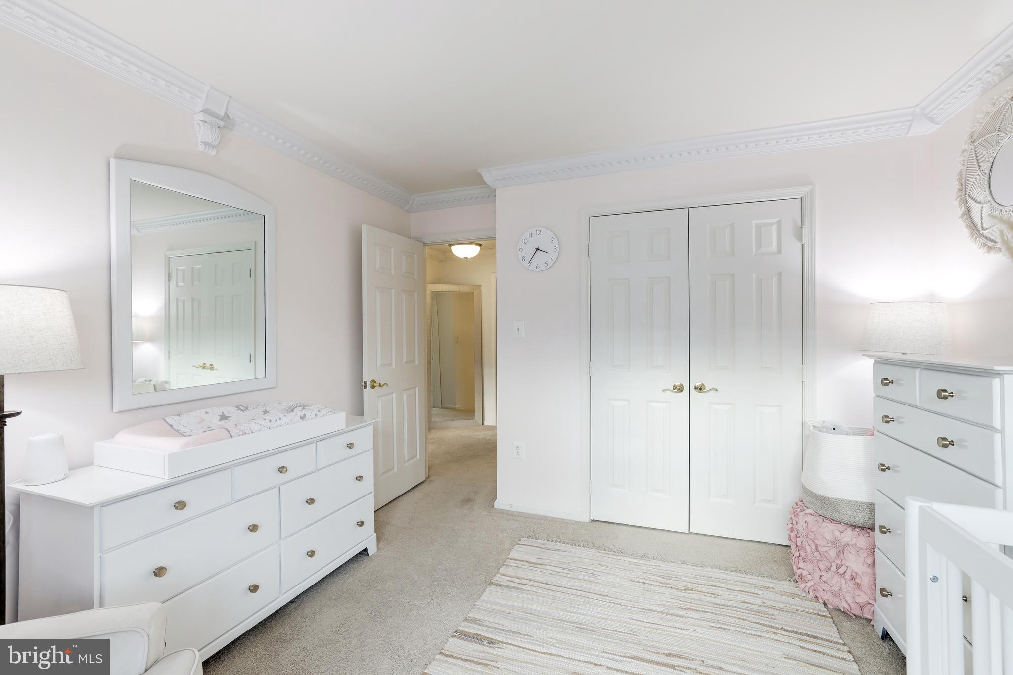 20704 Riptide Square Sterling, VA 20165 - Photo 28 of 47 Gallery Image 28