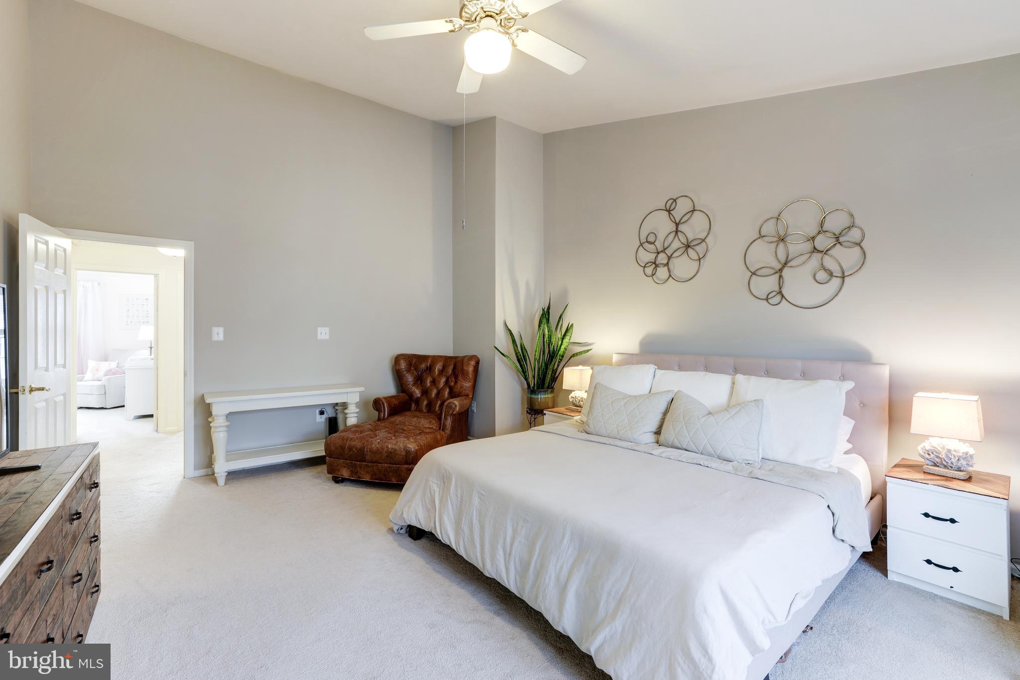 20704 Riptide Square Sterling, VA 20165 - Photo 30 of 47 Gallery Image 30