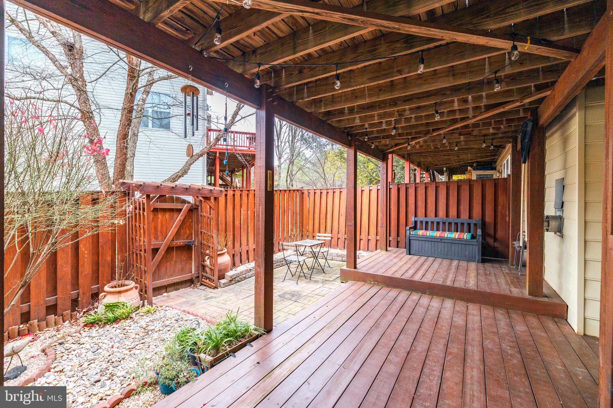20704 Riptide Square Sterling, VA 20165 - Photo 45 of 47 Gallery Image 45