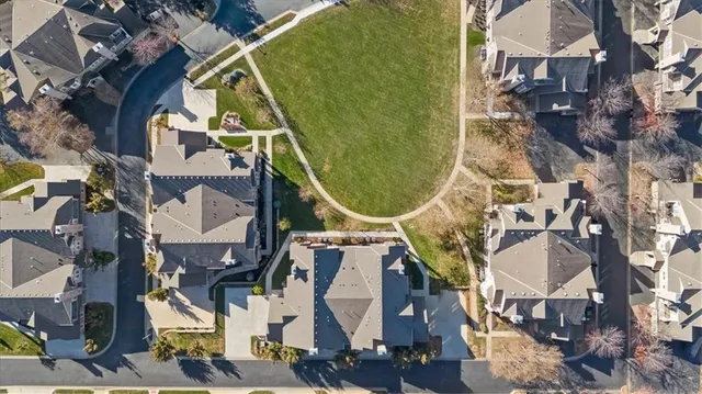 $335,000 | 15908 Fontana Street, Unit 240, Overland Park, KS 66085