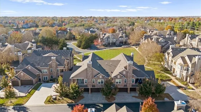 $335,000 | 15908 Fontana Street, Unit 240, Overland Park, KS 66085