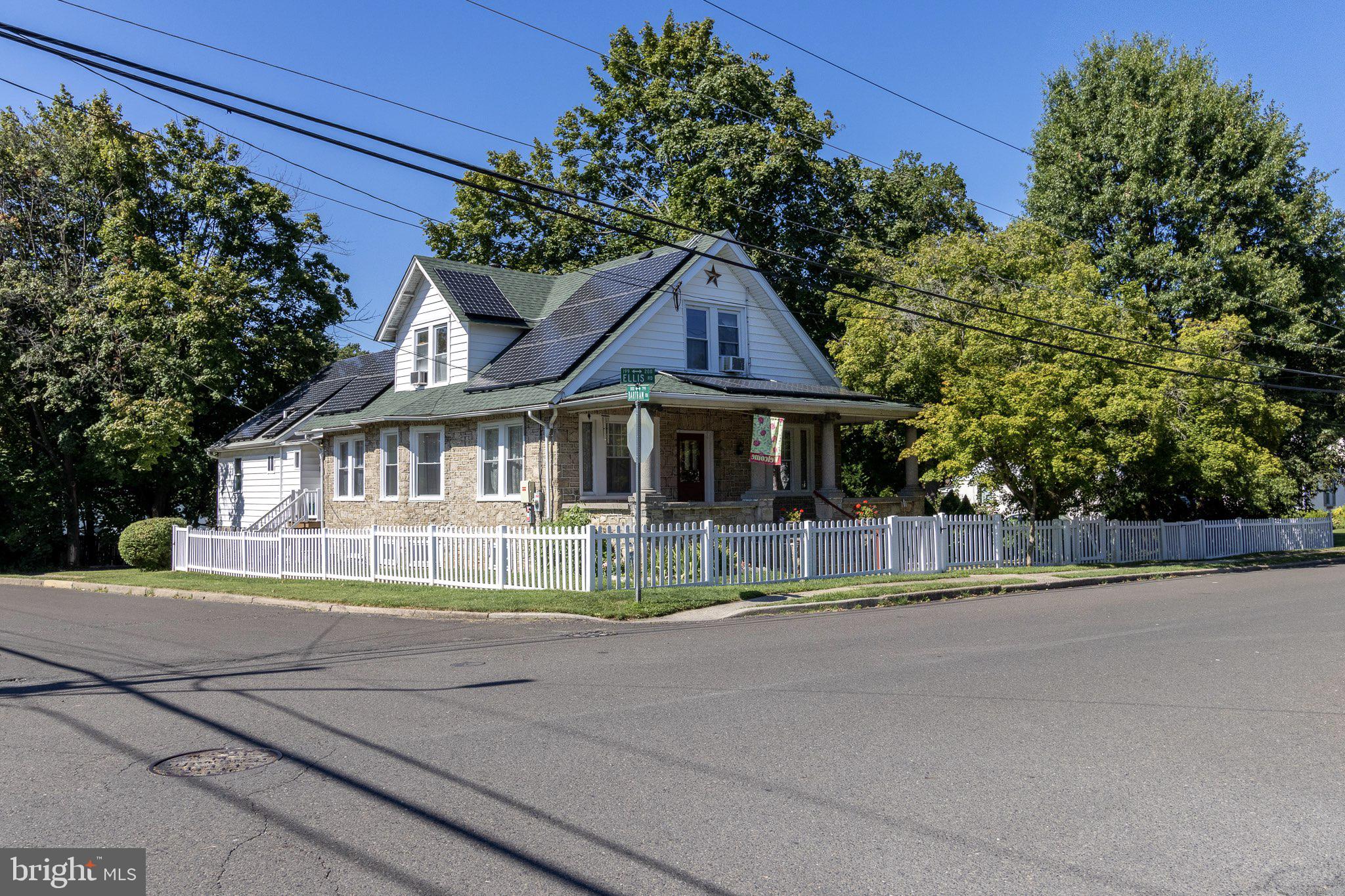 Corner Lot