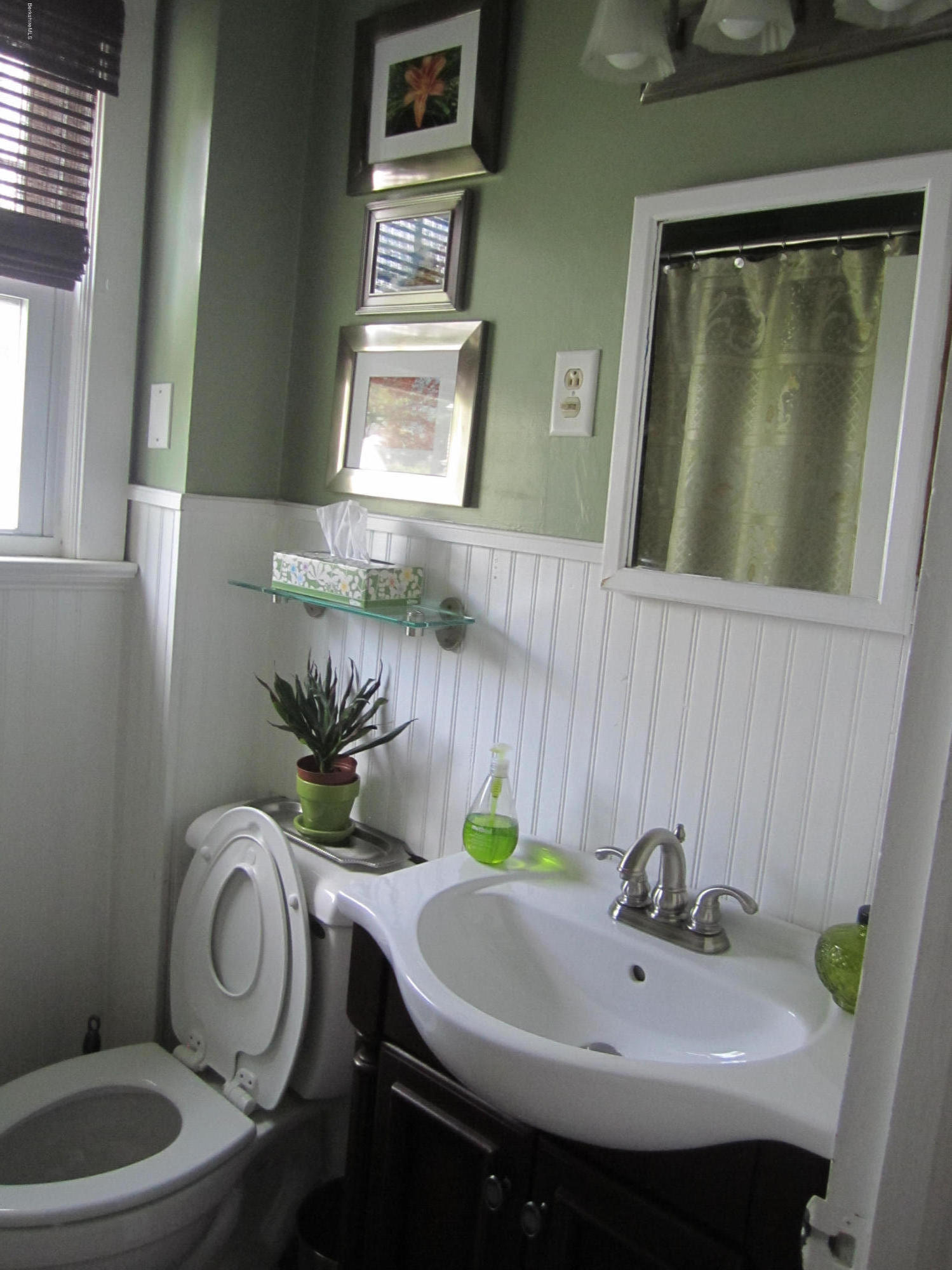 214 Benedict Road Pittsfield, MA 01201 - Photo 24 of 32 IMG_1357