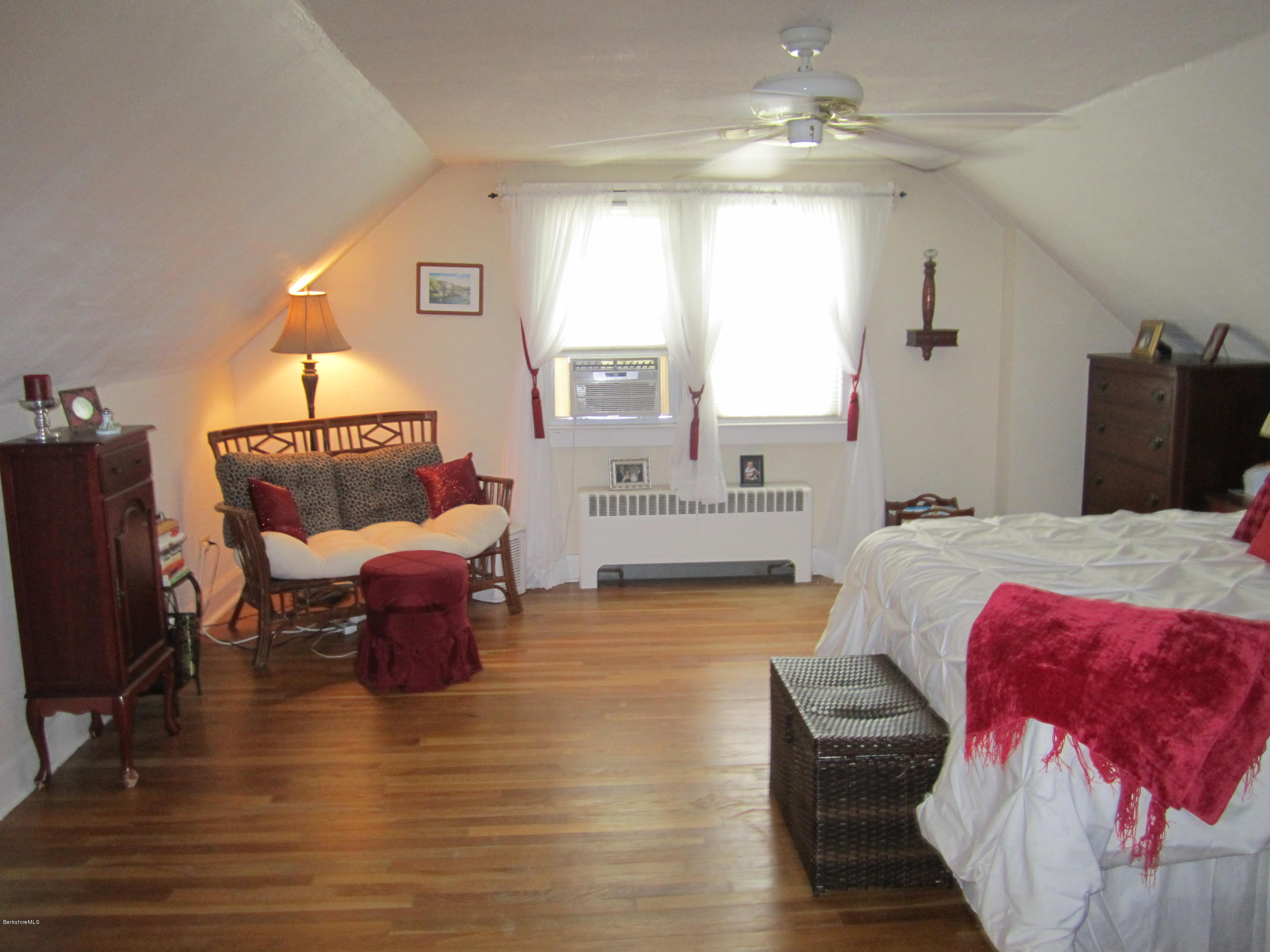 214 Benedict Road Pittsfield, MA 01201 - Photo 26 of 32 IMG_1372