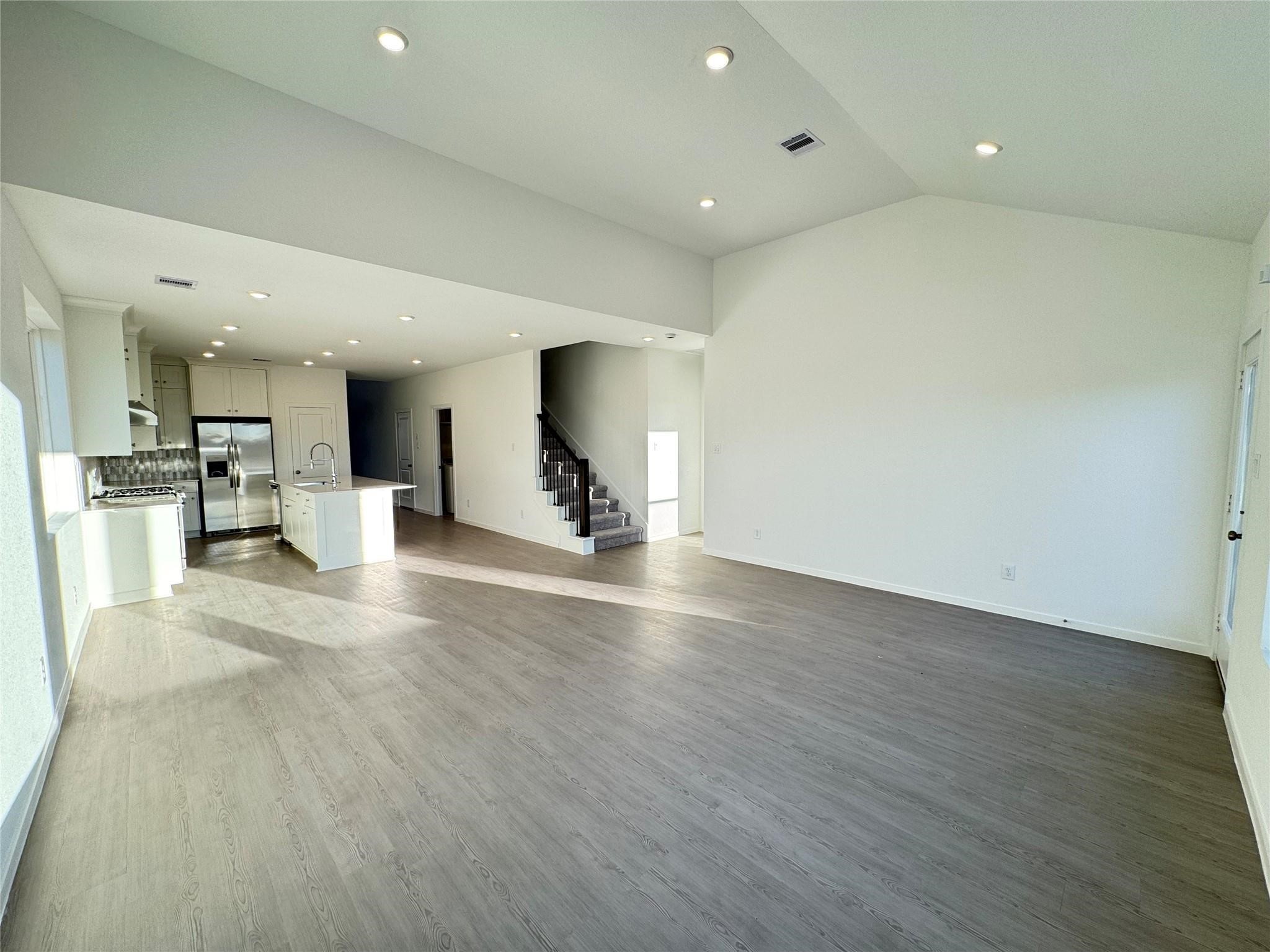2515 Night Emerald Drive Rosharon, TX 77583 - Photo 4 of 30 a view of kitchen with furniture and wooden floor