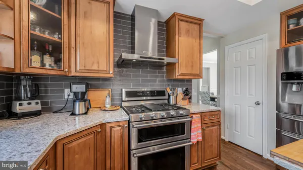 $765,000 | 13104 Holly Leaf Court, Woodbridge, VA 22192