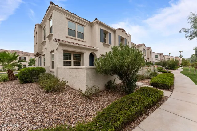 $3,200 | 4077 South Sabrina Drive, Unit 127, Chandler, AZ 85248