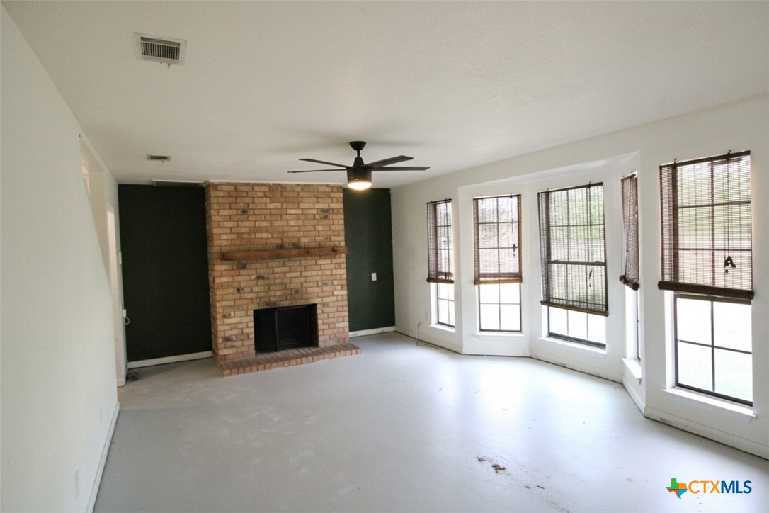 1010 Little Elm Loop Temple, TX 76501 - Photo 7 of 25