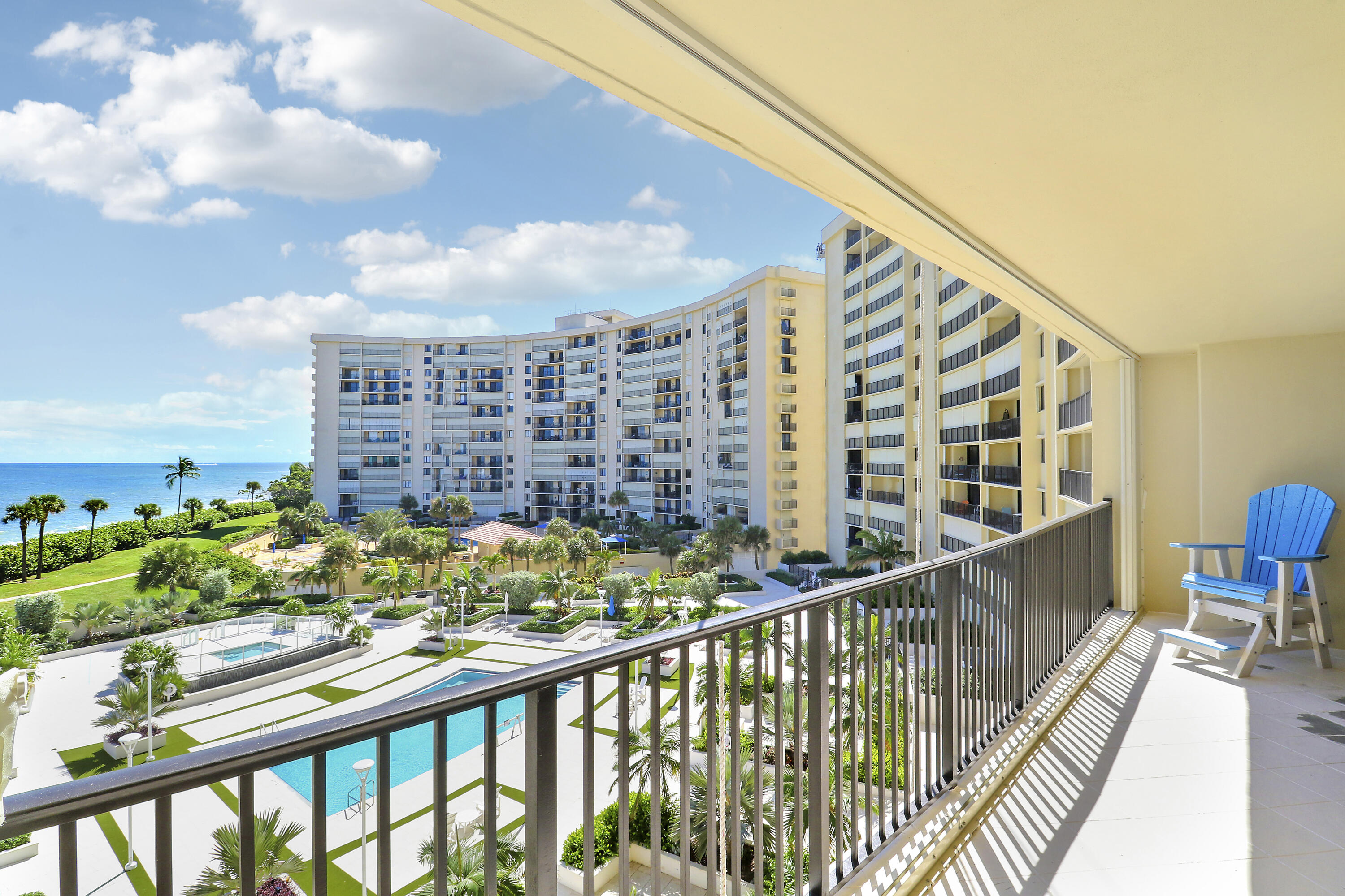 200 Ocean Trail Way, Unit 407 Jupiter, FL 33477 - Photo 22 of 22 a view of balcony with city view