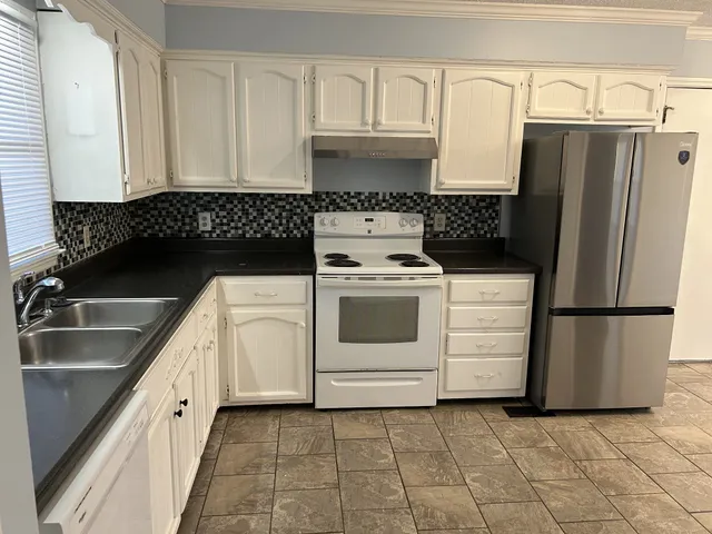 $2,400 | 451 Clifton Drive, Goodlettsville, TN 37072