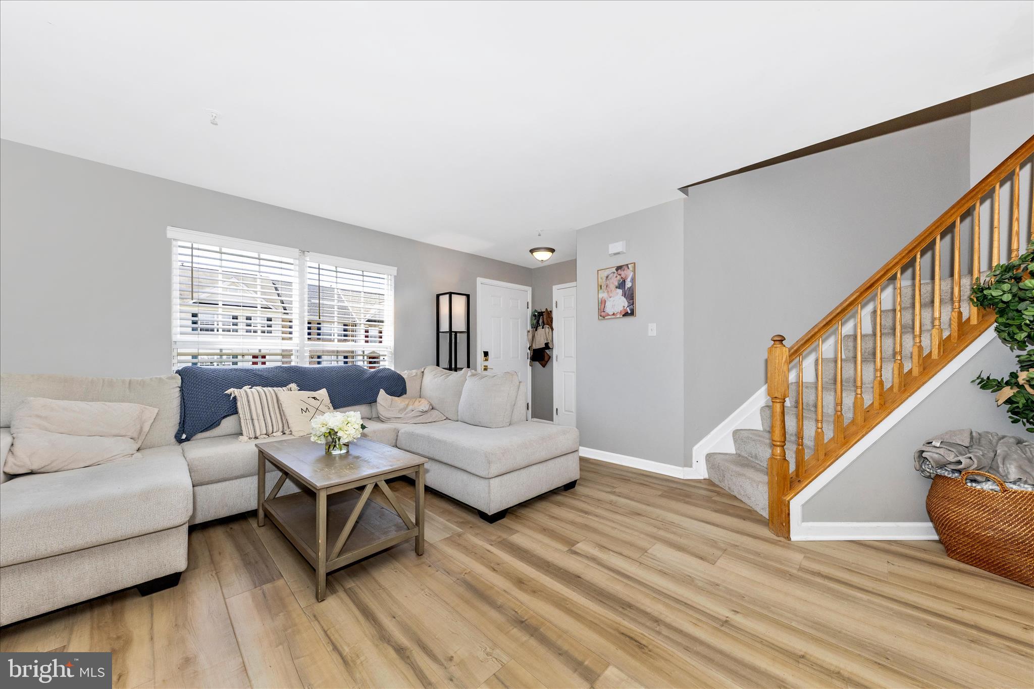 6107 Pine Ridge Terrace Frederick, MD 21701 - Photo 6 of 57 Living Room