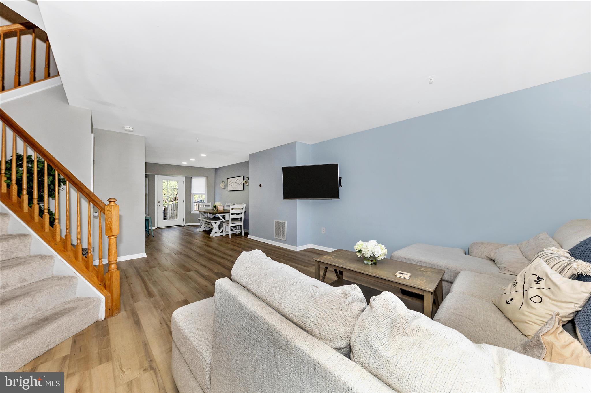 6107 Pine Ridge Terrace Frederick, MD 21701 - Photo 7 of 57 Living Room