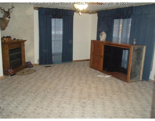 1656 Light House Road Given, WV 25245 - Photo 6 of 16 Living Room.