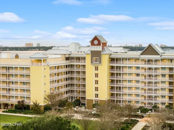 $475,000 | 3001 West 10th Street, Unit 202, Panama City, FL 32401