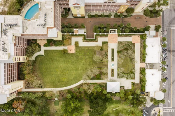 $475,000 | 3001 West 10th Street, Unit 202, Panama City, FL 32401