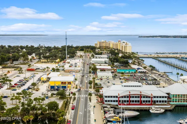 $515,000 | 3001 West 10th Street, Unit 202, Panama City, FL 32401