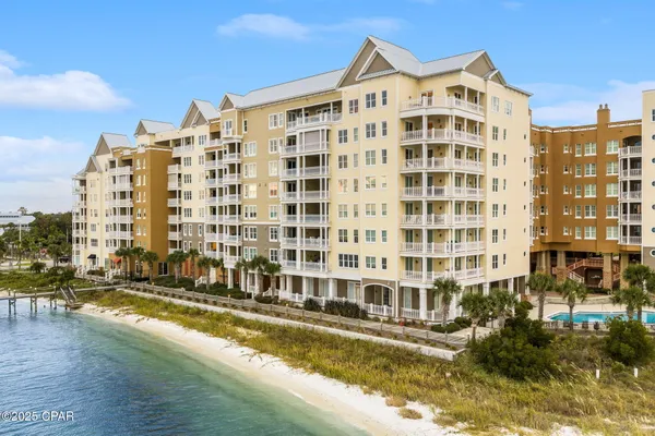 $475,000 | 3001 West 10th Street, Unit 202, Panama City, FL 32401