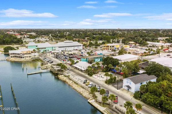 $475,000 | 3001 West 10th Street, Unit 202, Panama City, FL 32401