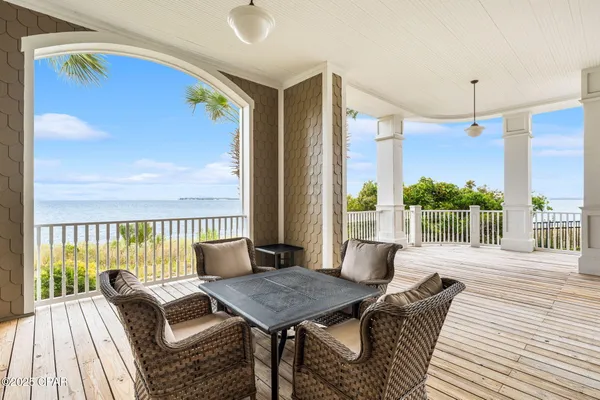 $475,000 | 3001 West 10th Street, Unit 202, Panama City, FL 32401