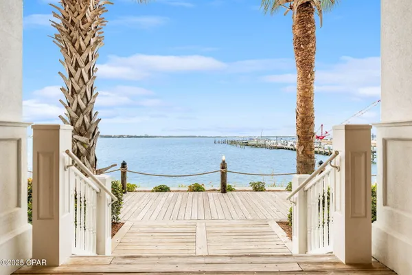 $475,000 | 3001 West 10th Street, Unit 202, Panama City, FL 32401