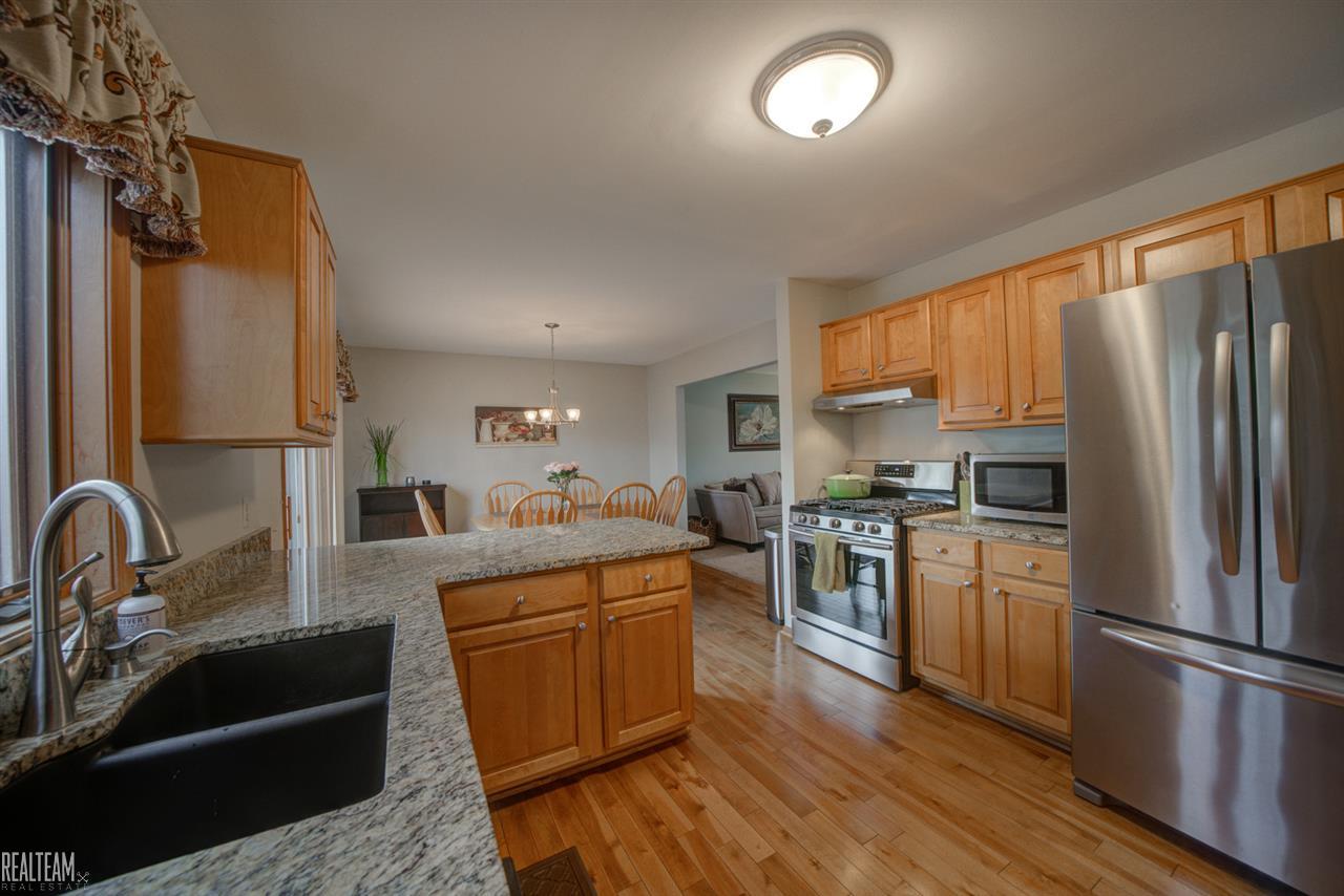 1753 Ruby Avenue Rochester Hills, MI 48309 - Photo 13 of 33