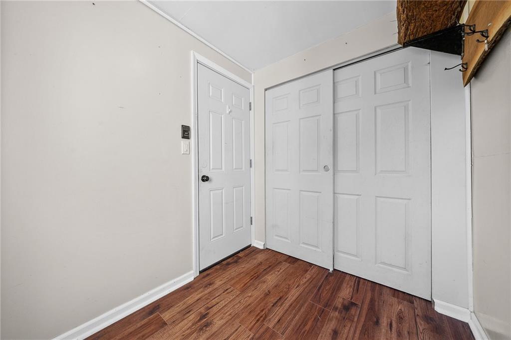 1060 Sugar Run Road Finleyville, PA 15332 - Photo 15 of 50 Mudroom connects 2 car attached garage to dining area!