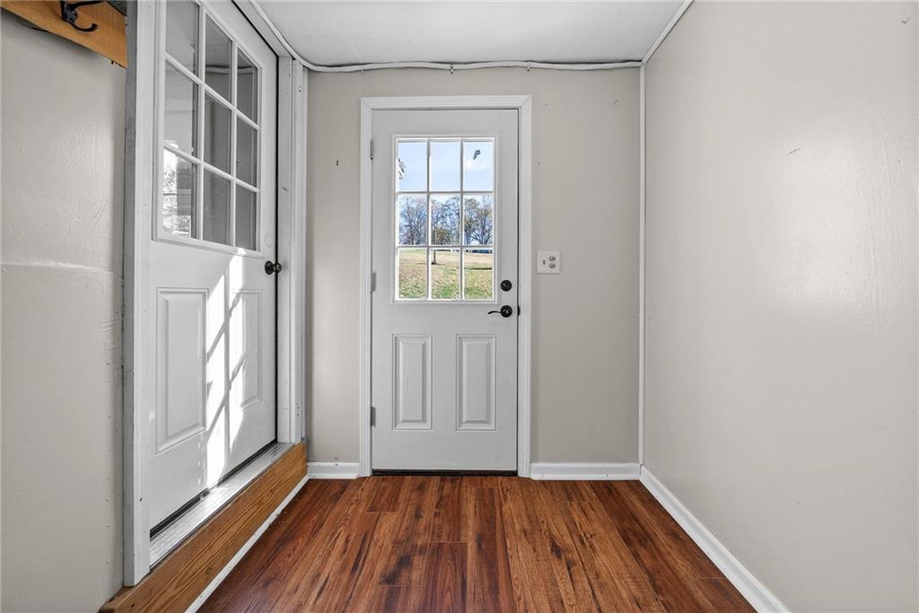 1060 Sugar Run Road Finleyville, PA 15332 - Photo 16 of 50 Mudroom connects 2 car attached garage to dining area!