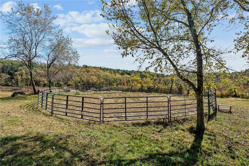 1060 Sugar Run Road Finleyville, PA 15332 - Photo 44 of 50