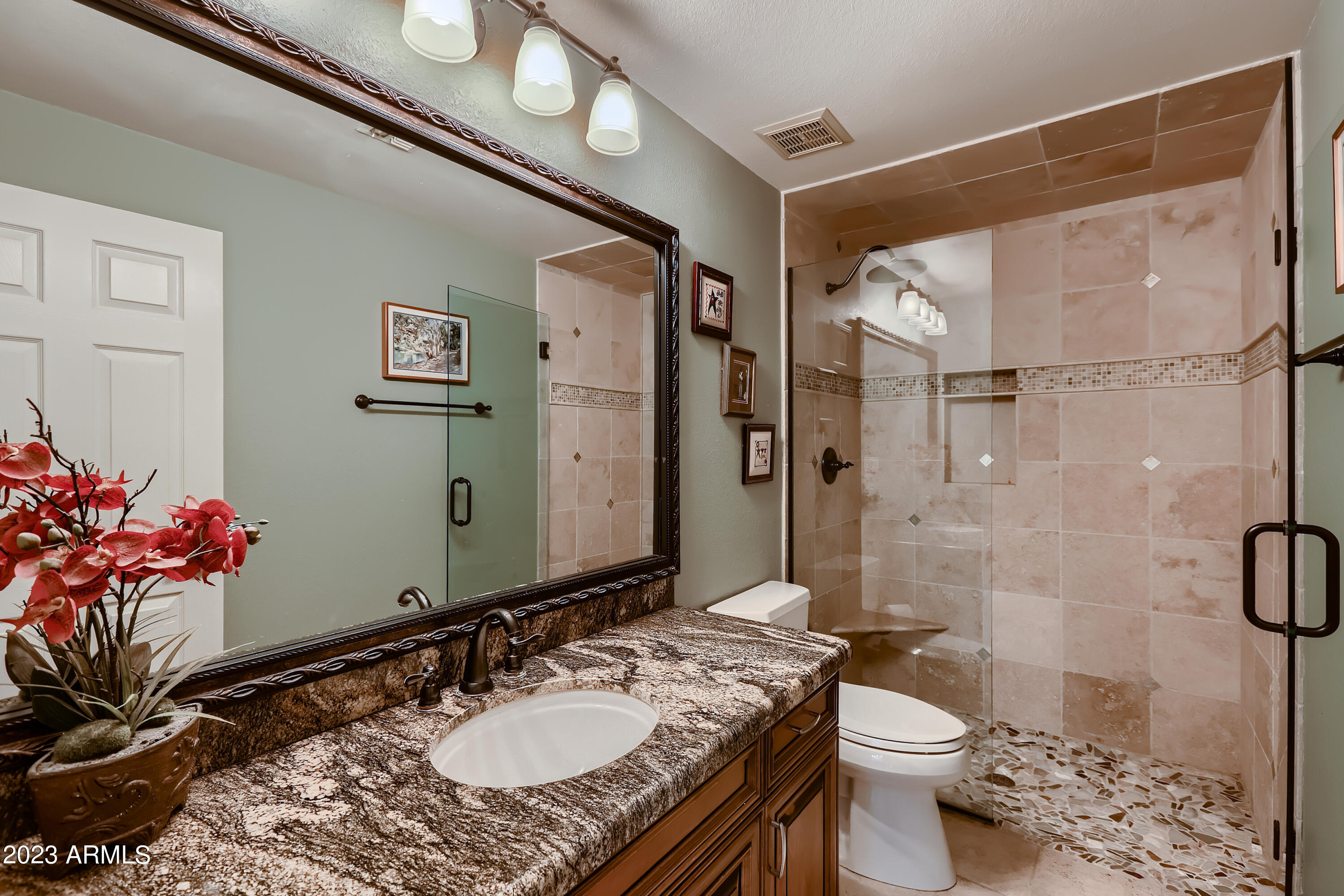 1155 East Grandview Road Phoenix, AZ 85022 - Photo 12 of 49 DOWNSTAIRS BATHROOM