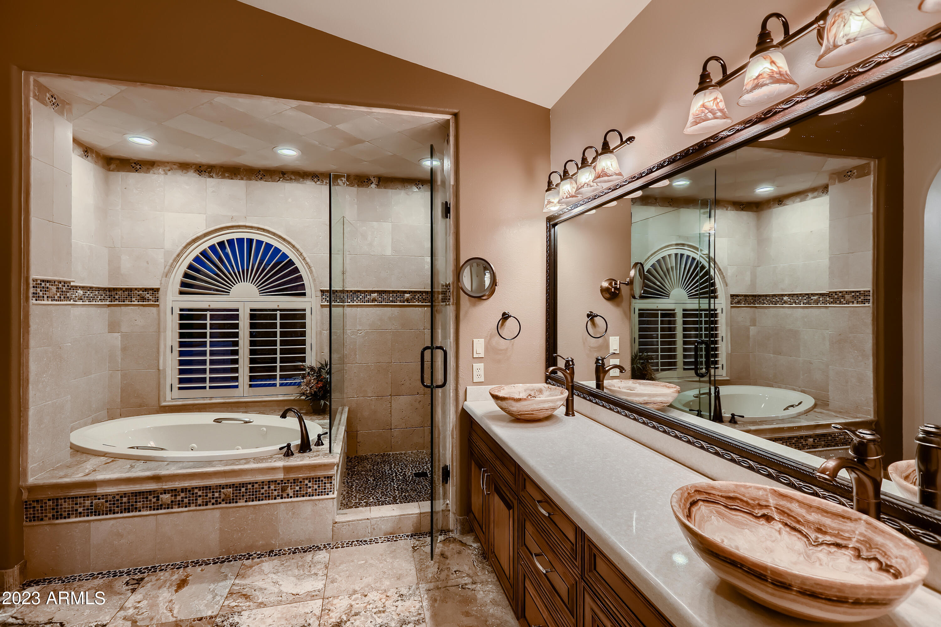 1155 East Grandview Road Phoenix, AZ 85022 - Photo 19 of 49 SEPARATE SINKS