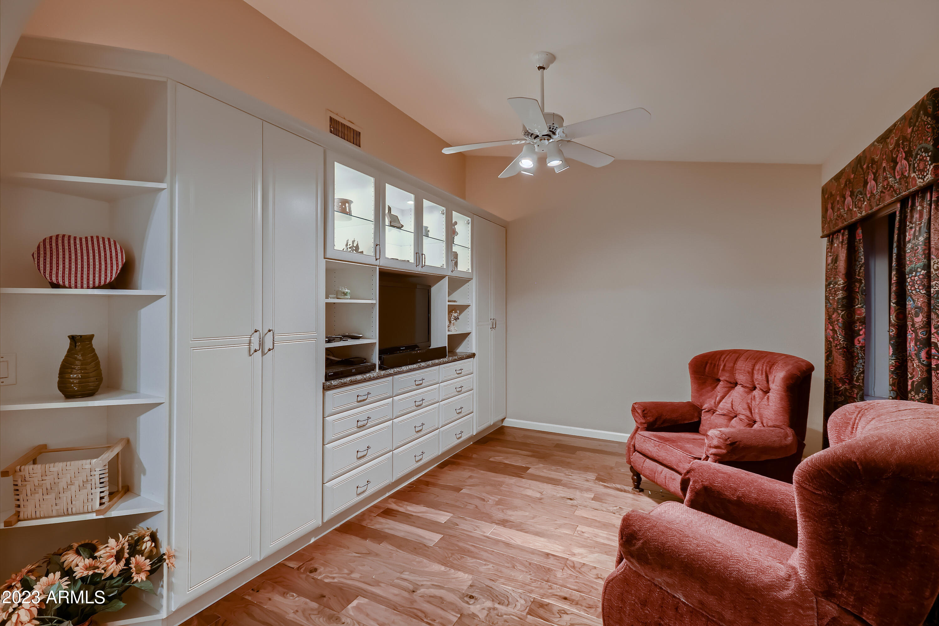 1155 East Grandview Road Phoenix, AZ 85022 - Photo 23 of 49 ADJOINING BEDROOM