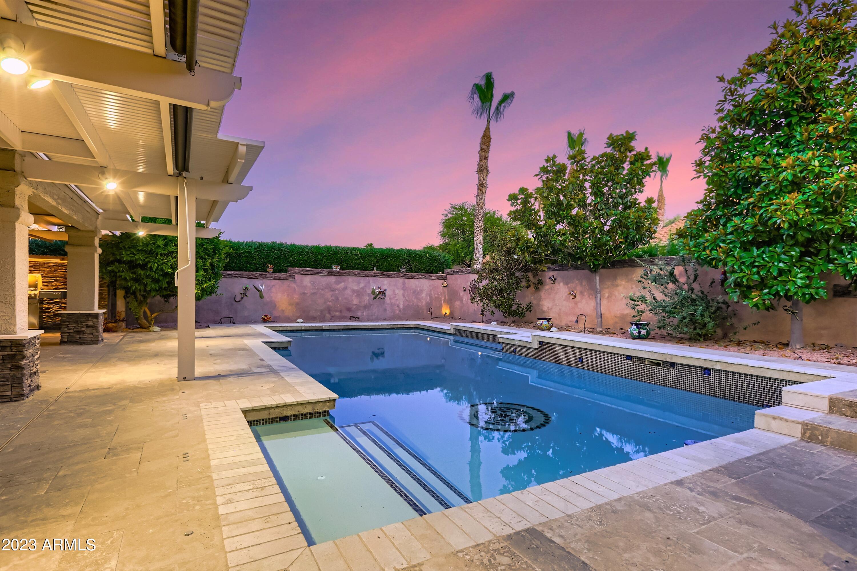 1155 East Grandview Road Phoenix, AZ 85022 - Photo 32 of 49 RELAX OR ENTERTAIN HERE