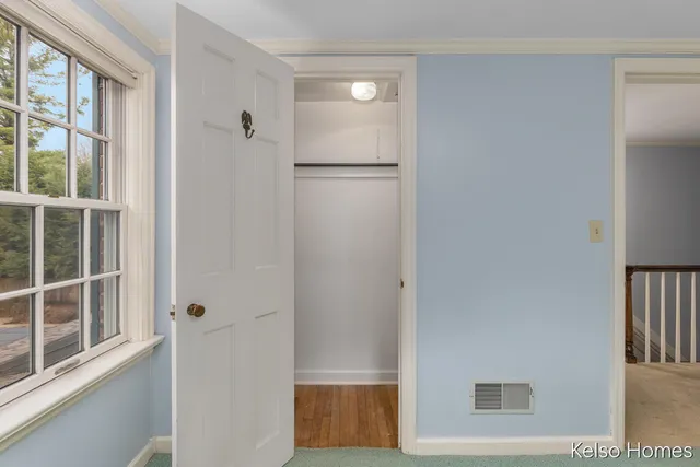 $550,000 | 635 North Linden Street, Marshall, MI 49068