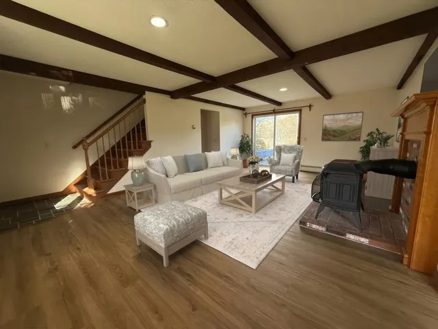 $699,000 | 2086 Walker Mountain Road, Clarendon, VT 05777