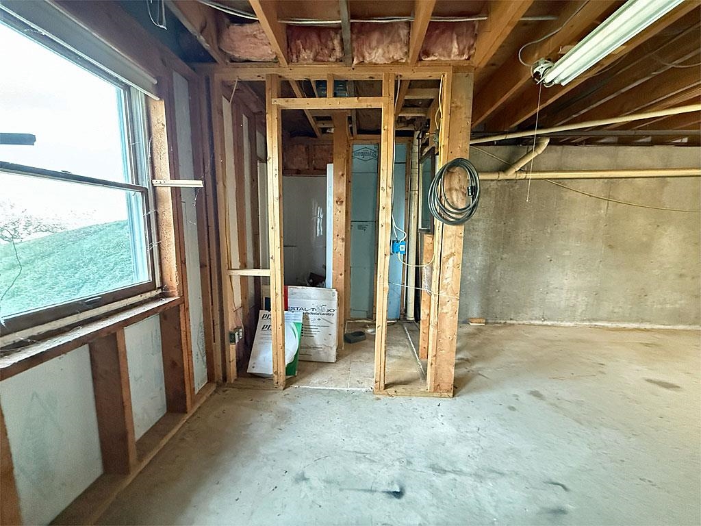 2086 Walker Mountain Road Clarendon, VT 05777 - Photo 27 of 46