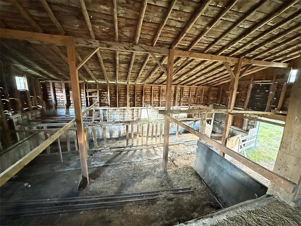 2086 Walker Mountain Road Clarendon, VT 05777 - Photo 37 of 46