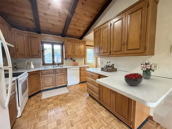 $649,900 | 2086 Walker Mountain Road, Clarendon, VT 05777