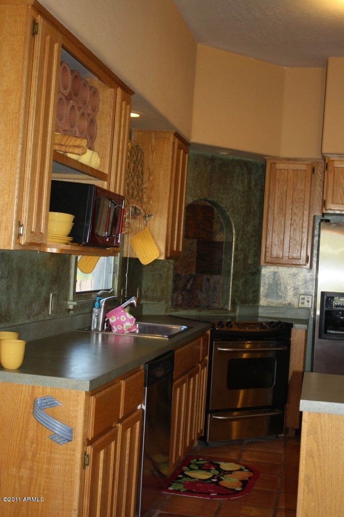 772 South Holmes Road Apache Junction, AZ 85119 - Photo 8 of 37 KITCHEN 3