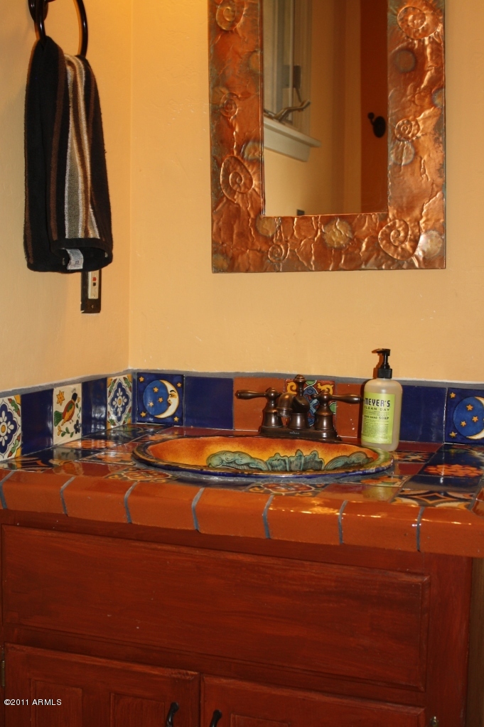 772 South Holmes Road Apache Junction, AZ 85119 - Photo 10 of 37 POWDER ROOM