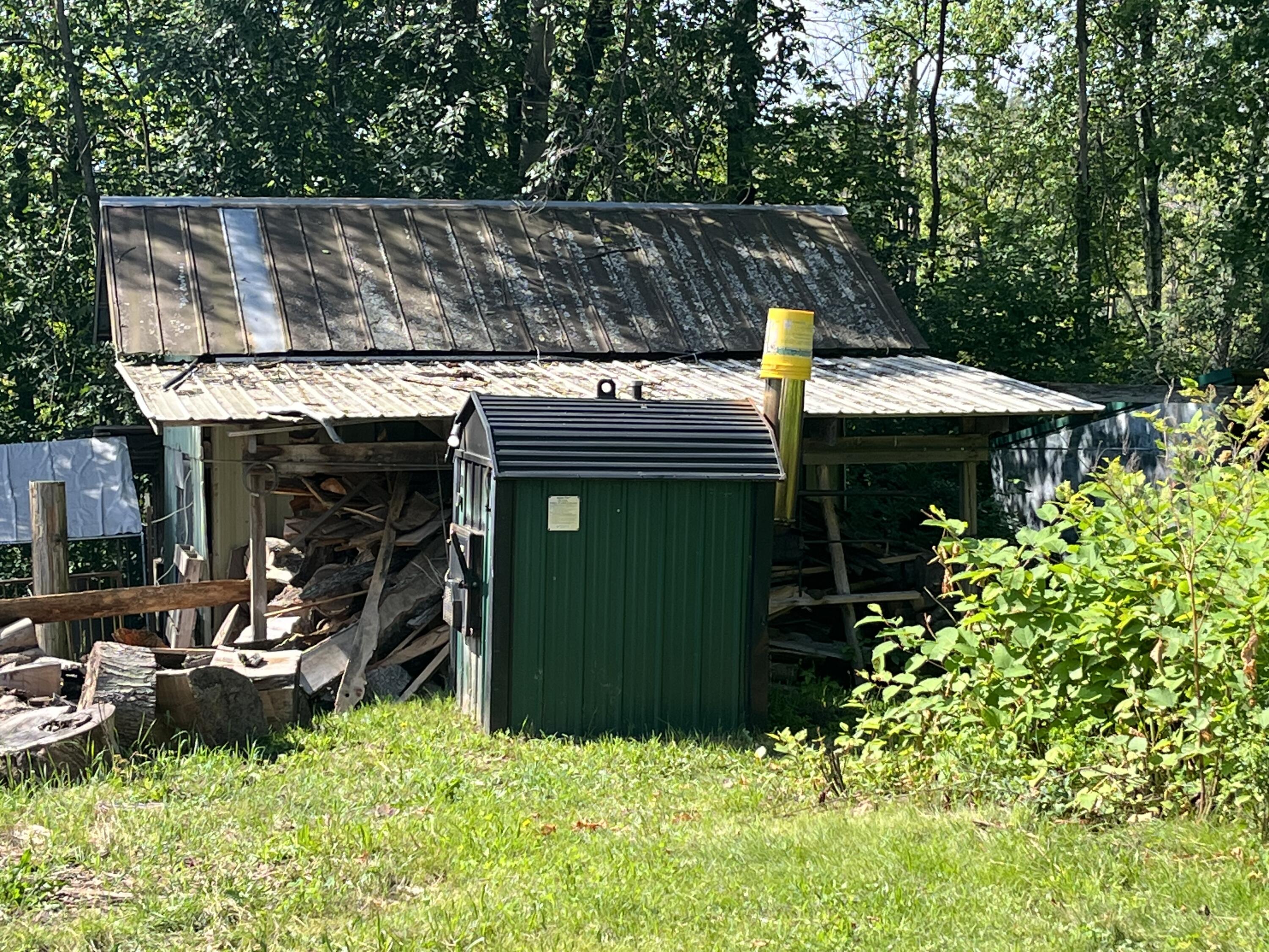 8519 Tamarack Road Lakeview, MI 48850 - Photo 25 of 27 E55FEE25-1B44-46C3-96BC-498736C343AD
