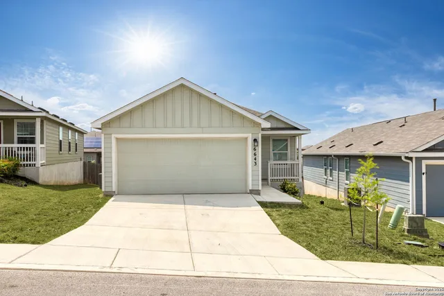 $1,350 | 6643 Arid Way, San Antonio, TX 78252