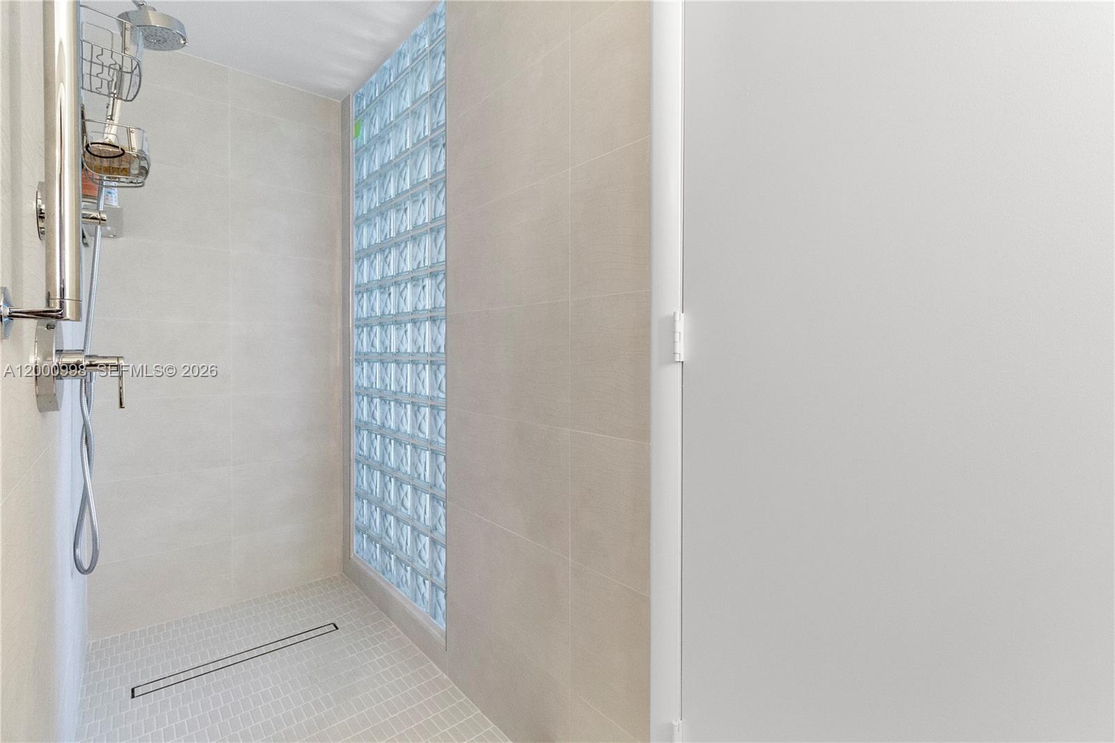 92 Southwest 3rd Street, Unit 1202 Miami, FL 33130 - Photo 19 of 34