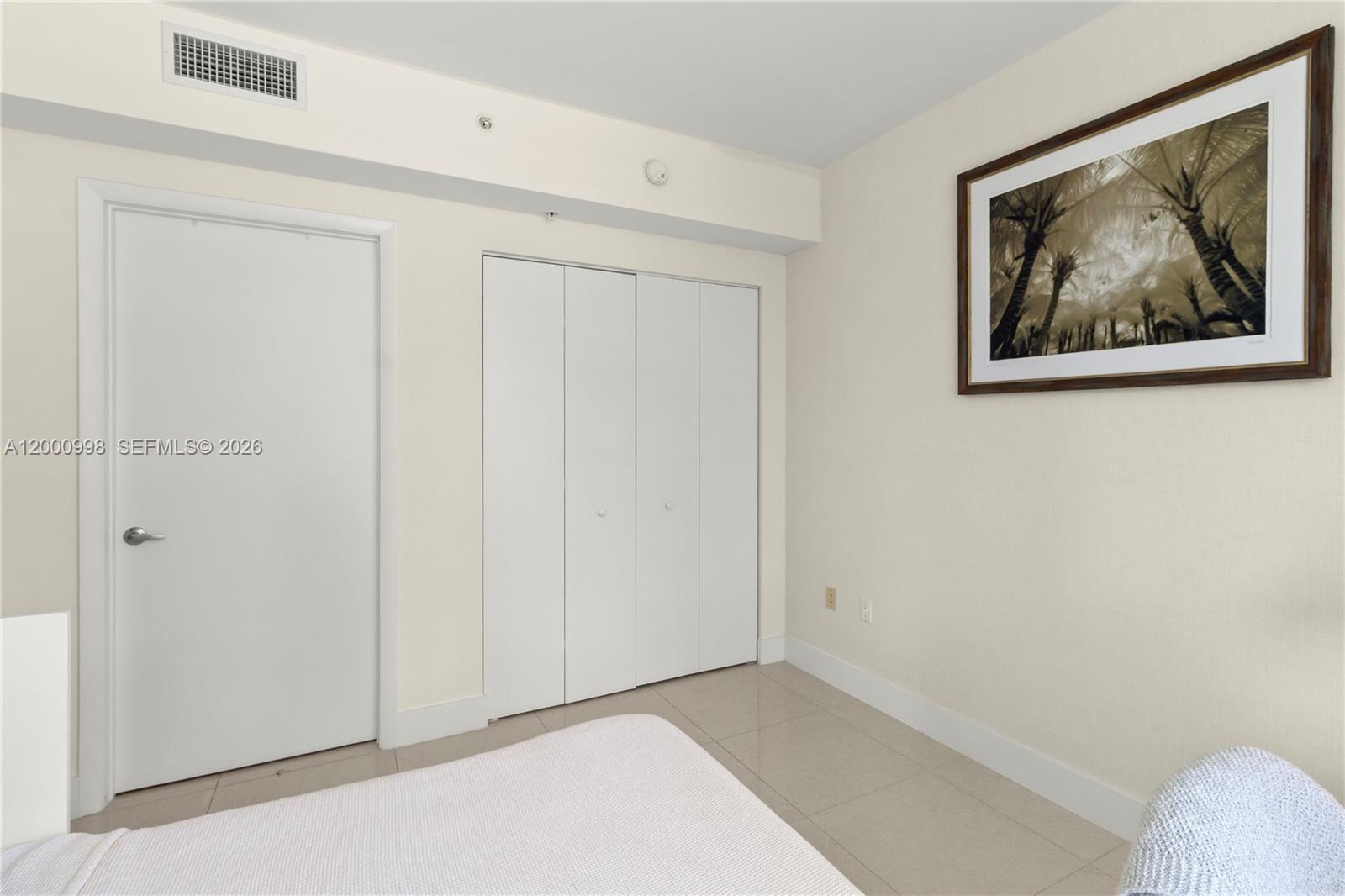 92 Southwest 3rd Street, Unit 1202 Miami, FL 33130 - Photo 21 of 34