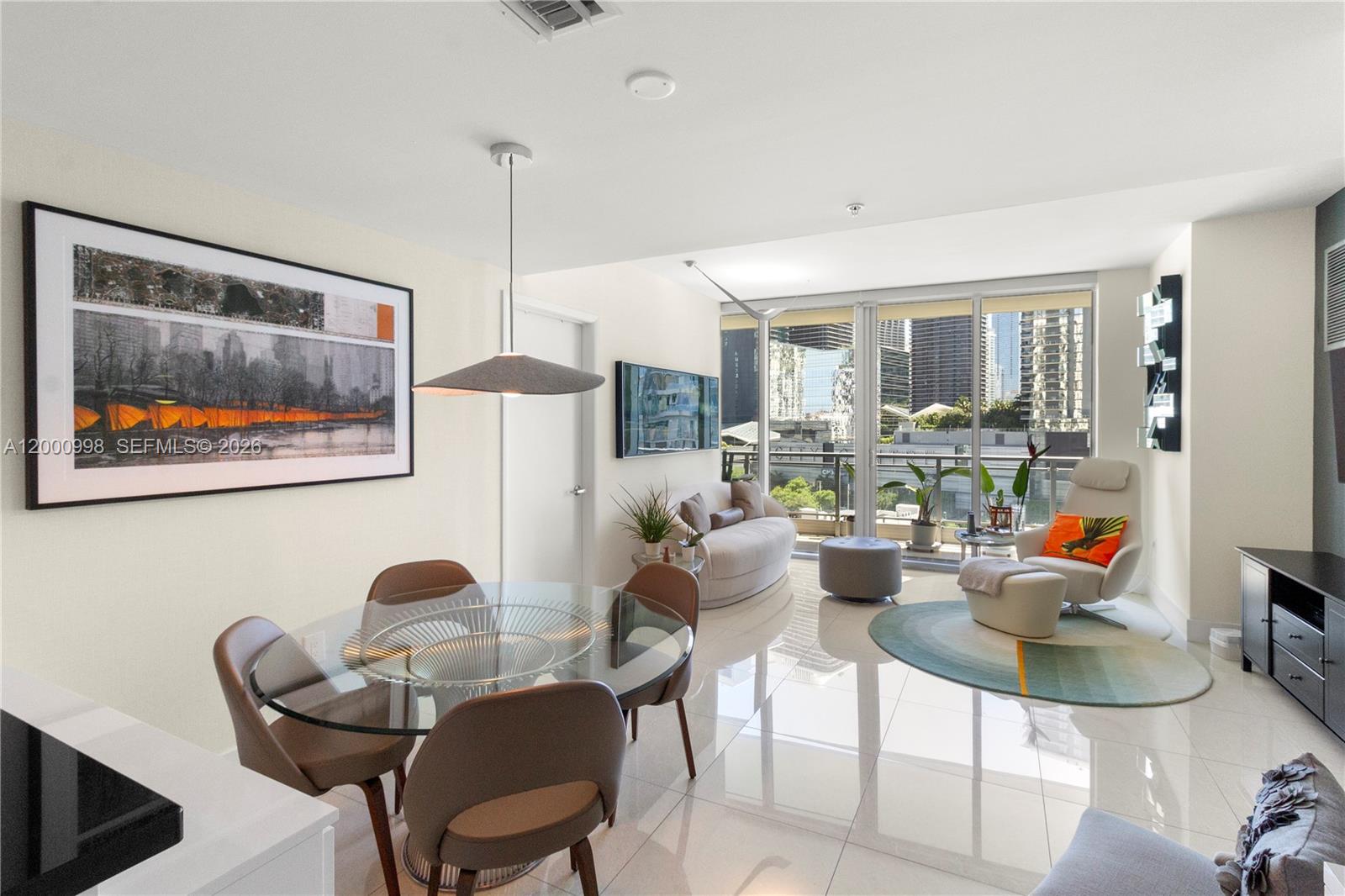 92 Southwest 3rd Street, Unit 1202 Miami, FL 33130 - Photo 3 of 34