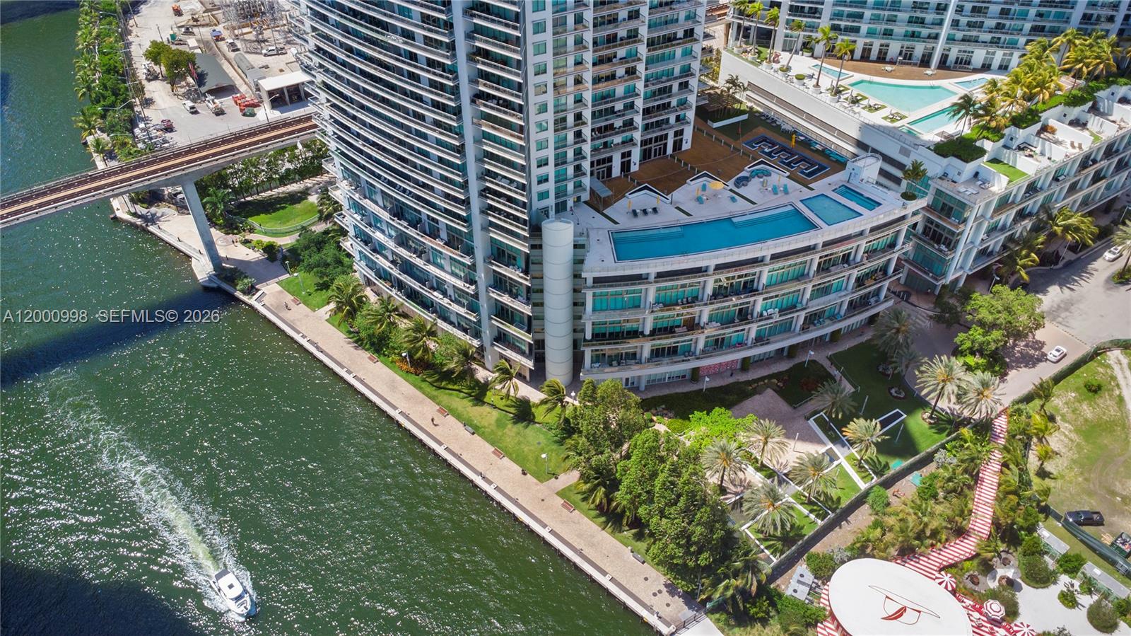 92 Southwest 3rd Street, Unit 1202 Miami, FL 33130 - Photo 32 of 34