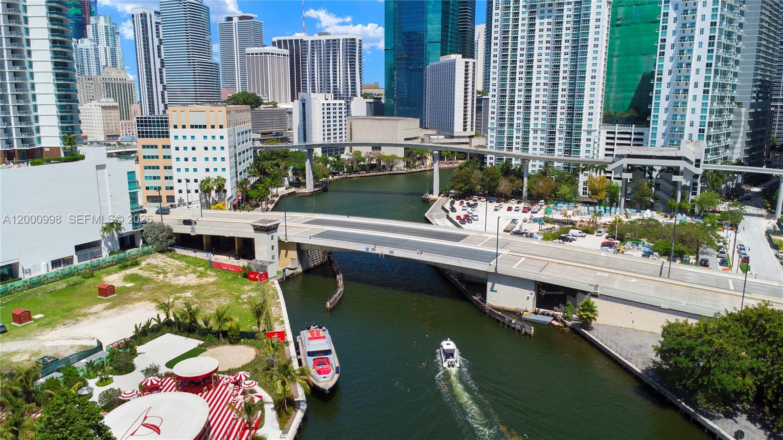 92 Southwest 3rd Street, Unit 1202 Miami, FL 33130 - Photo 33 of 34