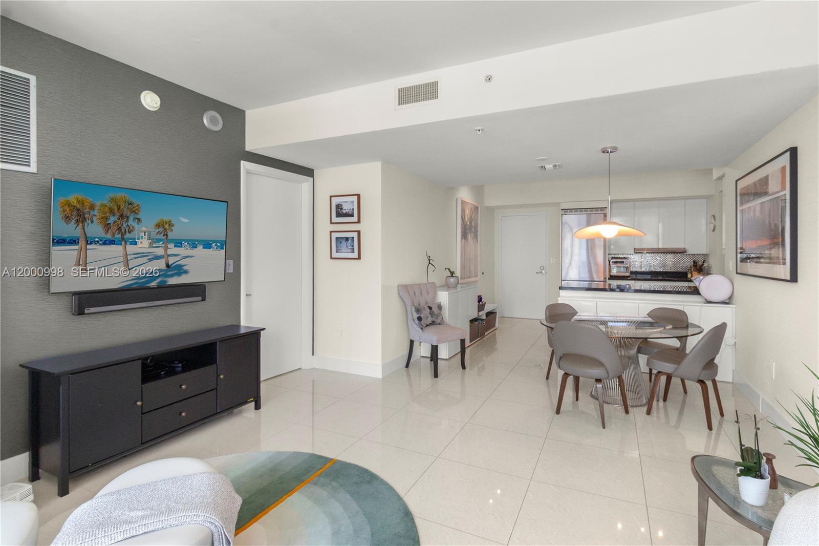 92 Southwest 3rd Street, Unit 1202 Miami, FL 33130 - Photo 6 of 34